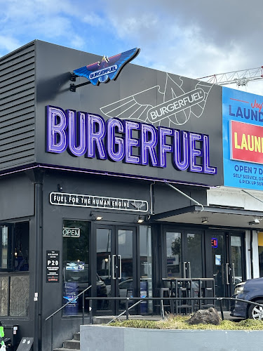 Comments and reviews of BurgerFuel Pt Chev