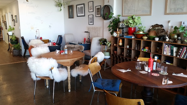 Hunger Monger Seafood Open Times