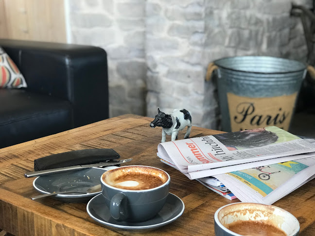 Main street cafe - Waverley