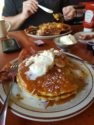 Comments and reviews of Denny’s Christchurch