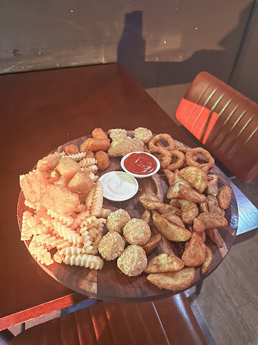 Opinii despre Crates N Cues Bar în Rotorua - Hospitality and gastronomy