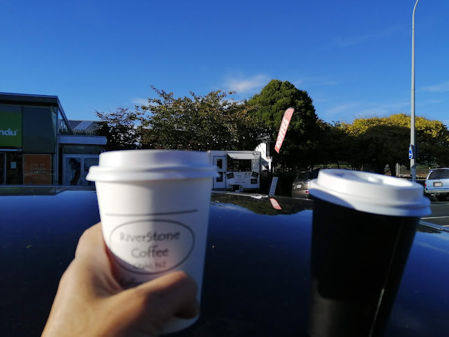 Comments and reviews of RiverStone Cafe