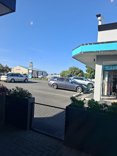 Opinii despre Bottleland Kaiapoi în Kaiapoi - Hospitality and gastronomy