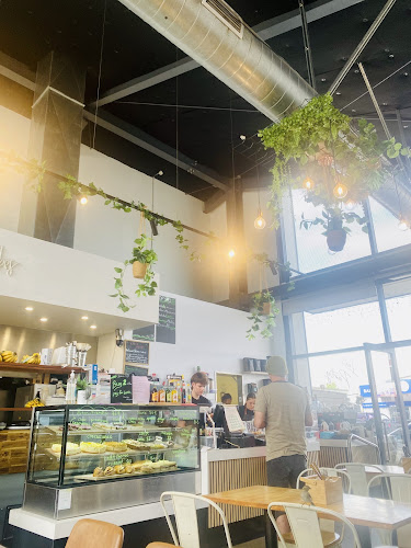 2/571 Te Atatu Road, Te Atatū Peninsula, Auckland 0610, New Zealand