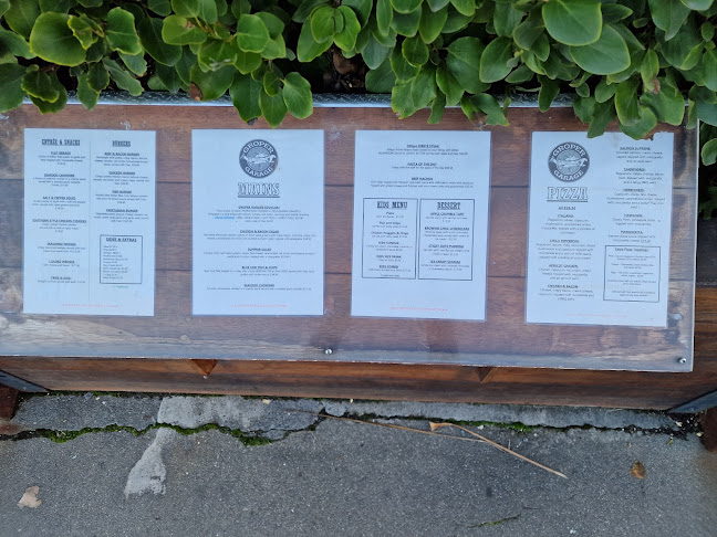 Comentarii opinii despre Groper Garage Bar & Restaurant