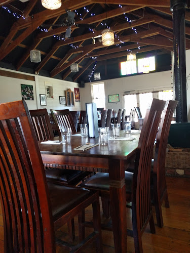 Curry n Kebabs Indian Restaurant - Amberley