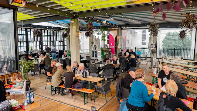 98 Victoria Street, Cambridge 3434, New Zealand