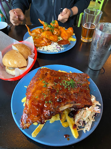 Comentarii opinii despre Mama Brown