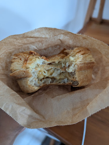 Comments and reviews of Rollers Bakery