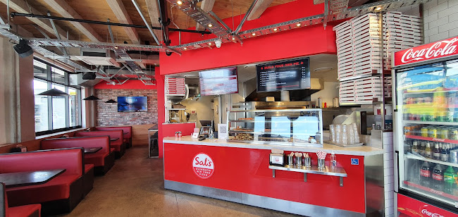Sal's Authentic NY Pizza - Petone - Hospitality and gastronomy