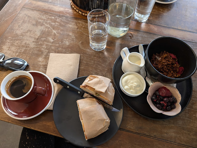 Comentarii opinii despre Rust Kitchen