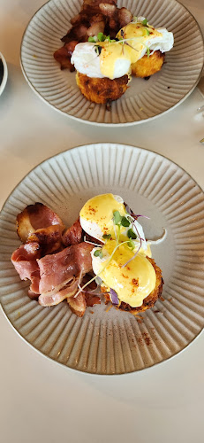 Elizabeth Cafe & Larder Phone number