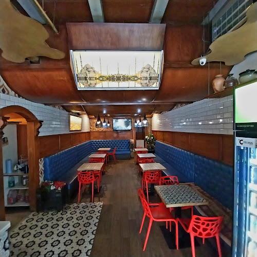 Comentarii opinii despre Turkish Shawarma & Wood Fired Pizza (Halal)