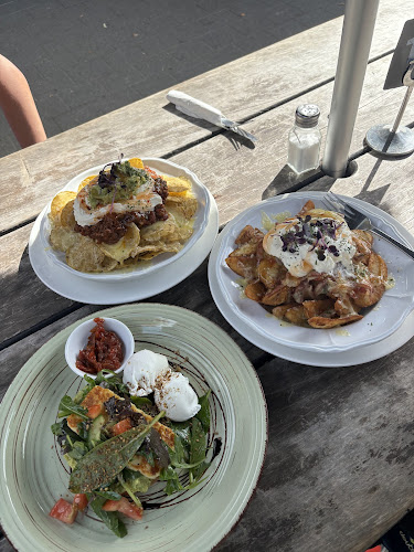 Comentarii opinii despre Tipsy Cafe & Restaurant