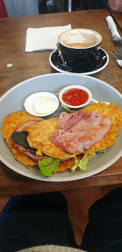 Cafe Narnia - Hospitality and gastronomy