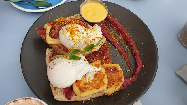 Comments and reviews of Beach Babylon