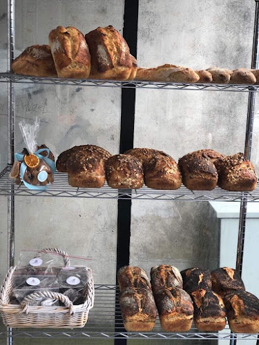 Opinii despre Little Bread Loaf - Alicetown în Lower Hutt - Hospitality and gastronomy