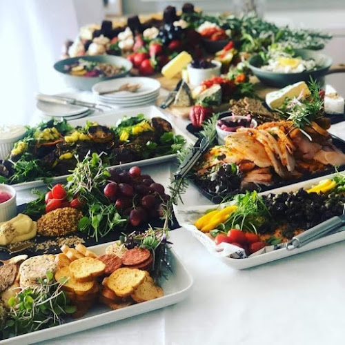 Comentarii opinii despre Delicacy cafe/ Juz Catering