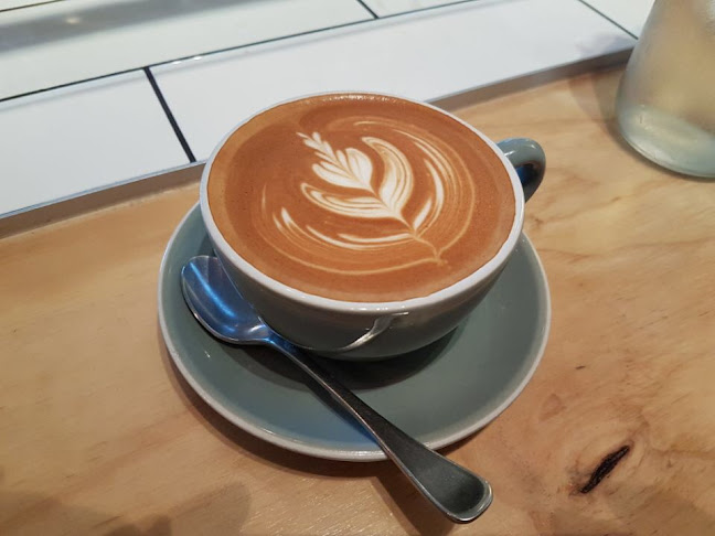 Comments and reviews of The Coffee Shop