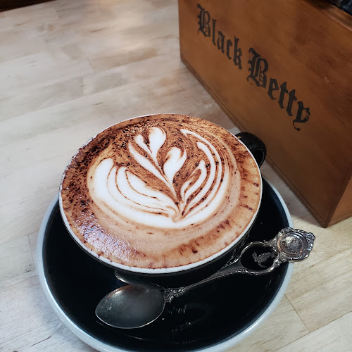 Black Betty Cafe