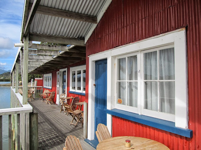 8 Clendon Esplanade, Rawene 0473, New Zealand