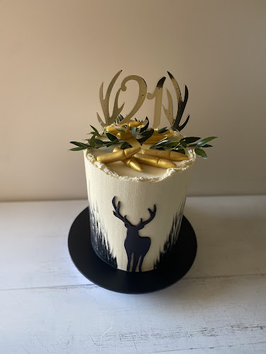 Deluxe Cakes - Hospitality and gastronomy