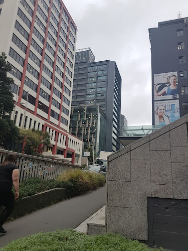 Comments and reviews of Gasoline Cafe