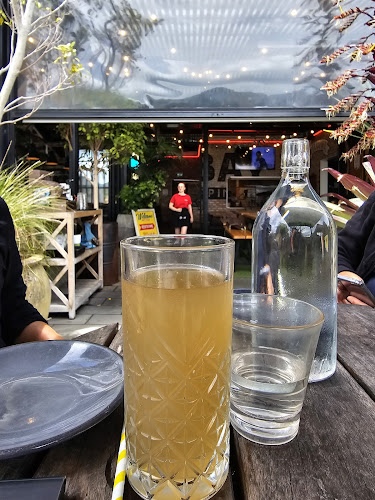 Long Bay Surf Club - Hospitality and gastronomy