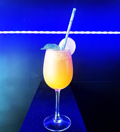 Comments and reviews of Art of Food