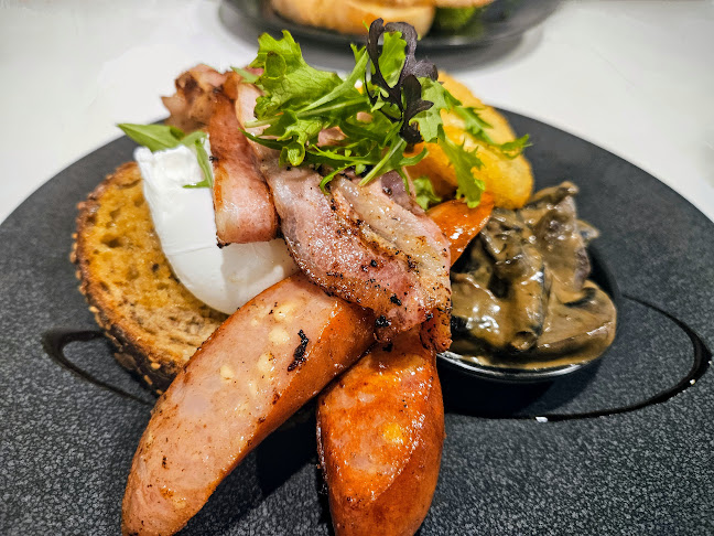 2 Whatawhata Road, Dinsdale, Hamilton 3204, New Zealand