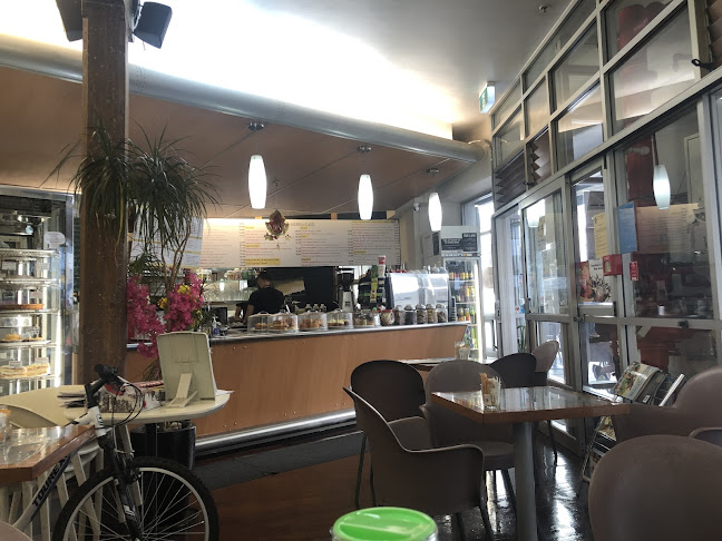 Sierra Café Lorne Street Open Times