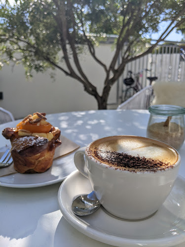 Comentarii opinii despre Kamino - Coffee Shop & Eatery