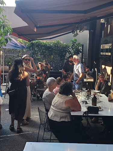 Alessandro's Pizzeria e Pasta Napoletana - Hospitality and gastronomy