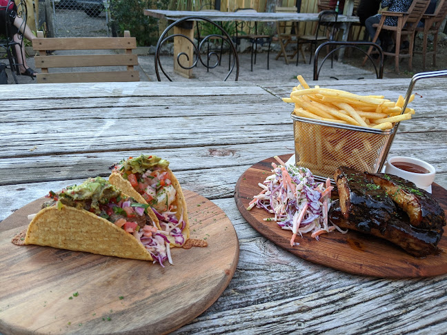 Smoke 'n' Wood - Woodville