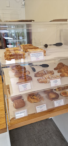 Opinii despre Louis French Patisserie în Paraparaumu - Hospitality and gastronomy