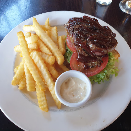 Comentarii opinii despre Southland Tavern