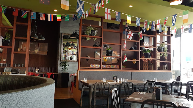 Comentarii opinii despre Foundation Bar