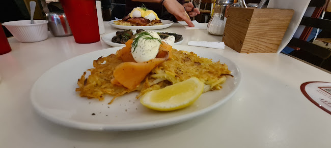 Federal Delicatessen - Hospitality and gastronomy