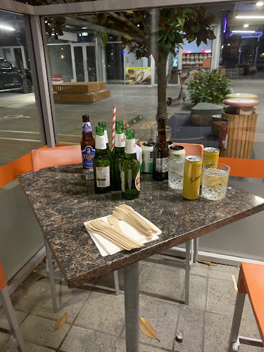 Comentarii opinii despre Little India Spitfire