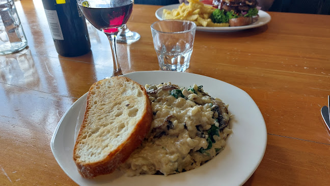 21 Ryley Street, Owaka 9535, New Zealand