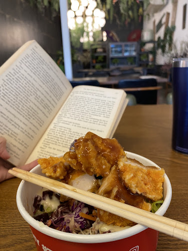 Katsubi Cafe & Restaurant