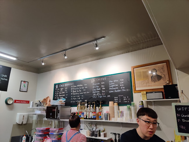 CrunchTower Desserts&Drinks