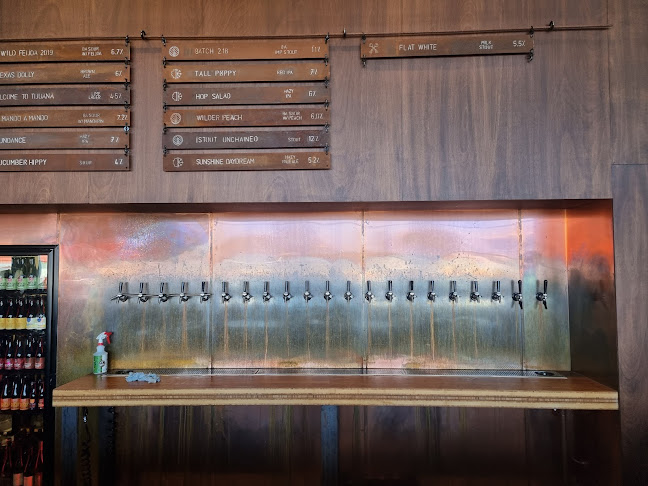 8 Wired Brewing - Barrelworks - Hospitality and gastronomy