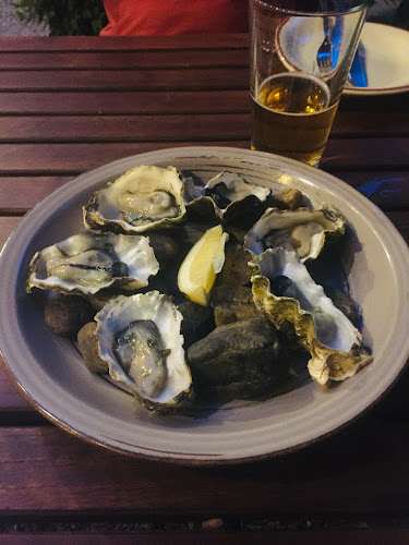 Hone's Garden - Russell