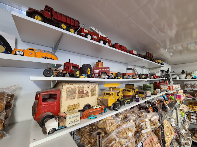 Kaye's Bakery - Hospitality and gastronomy