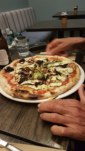 Clarence Rd Eatery - Hospitality and gastronomy