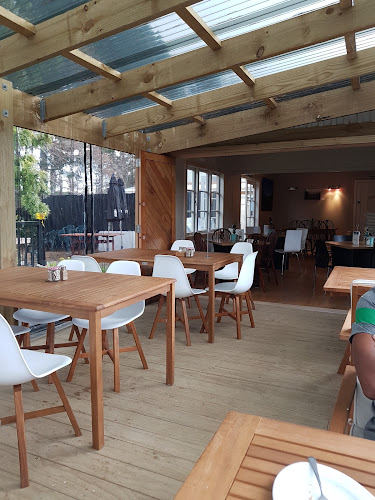 DD's Country Café - Waitoki