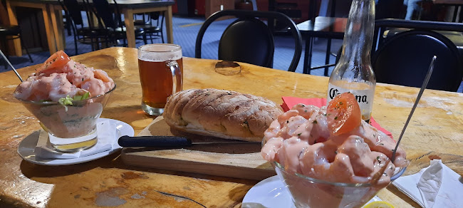 Grove Tavern - Hospitality and gastronomy