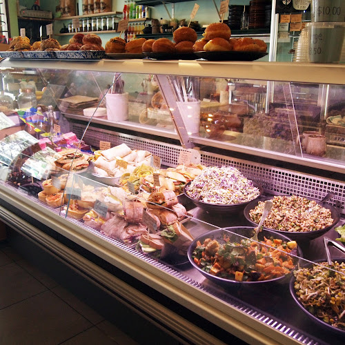 Sixes And Sevens - Wellington