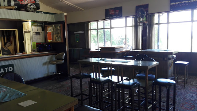 Tahuna Tavern - Hospitality and gastronomy